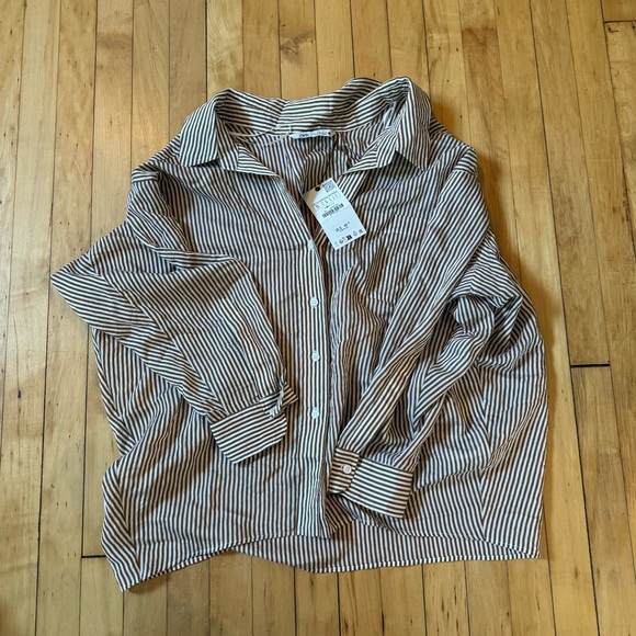 Zara Tops - Zara collared button up